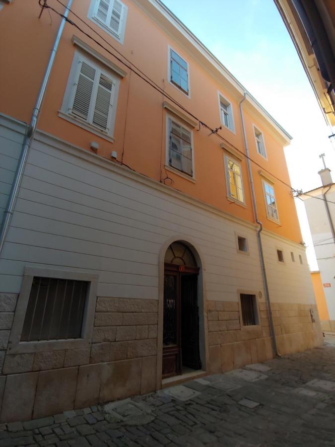 3Papige Apartment Piran Exteriör bild